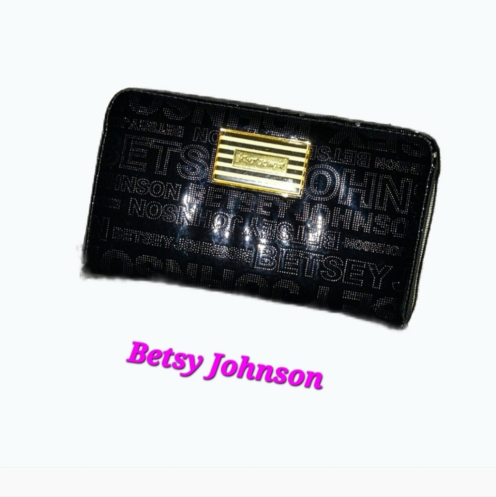 Betsey Johnson Black Wallet